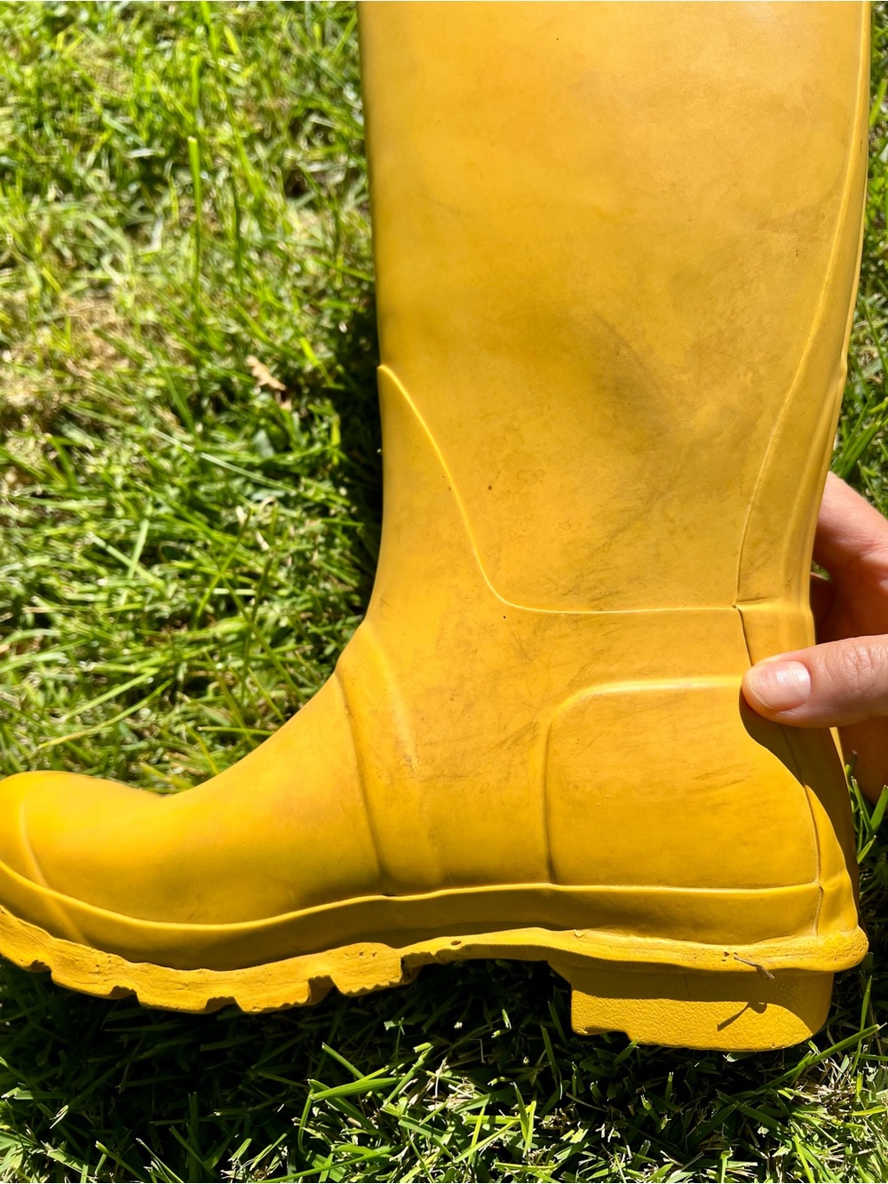Hunter Original Tall Rubber Rain Boots in Vibrant Yellow 7 Model W23499 7F 6M - Picture 11 of 17